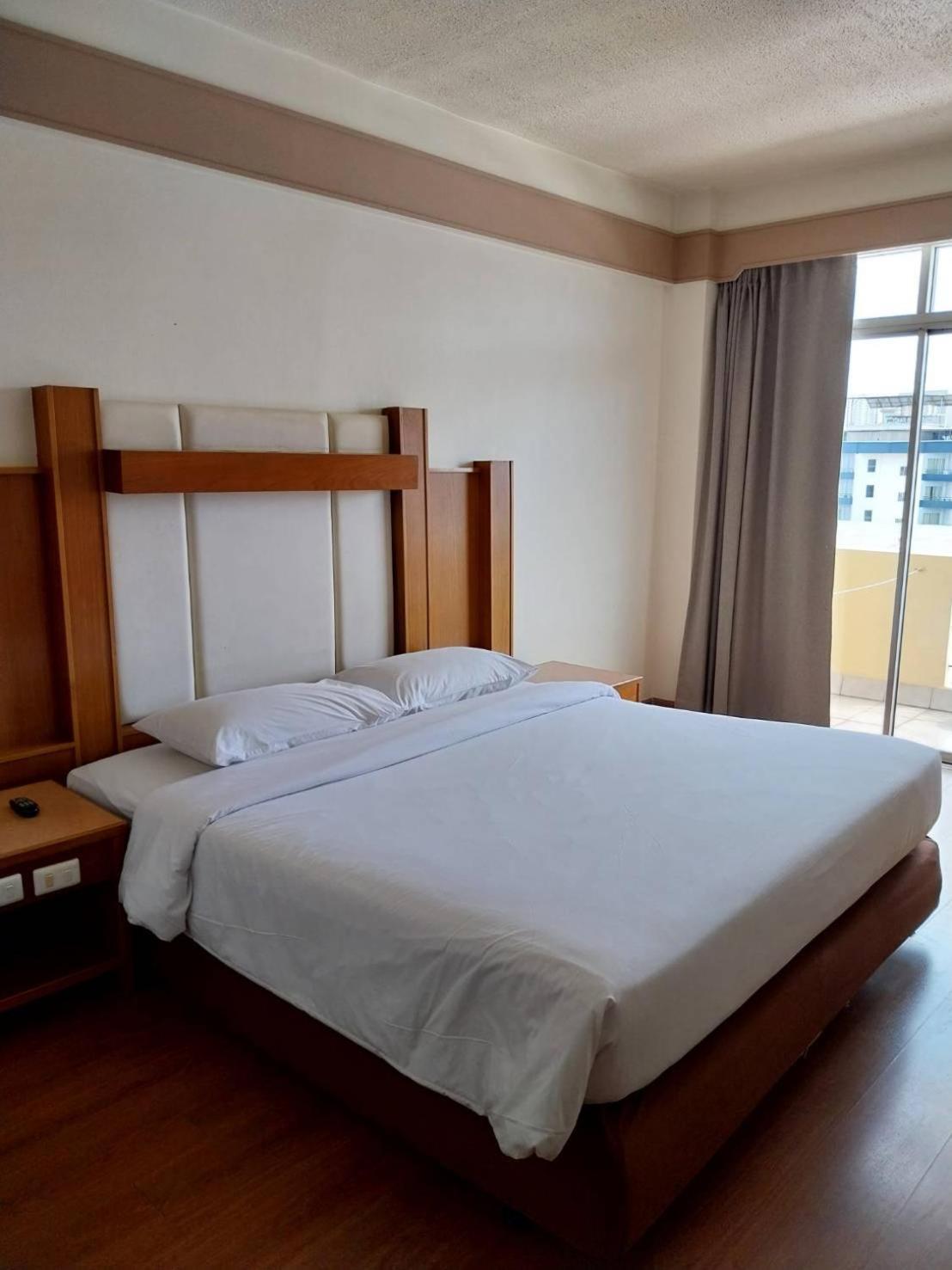 Golden Beach Hotel Pattaya Eksteriør billede