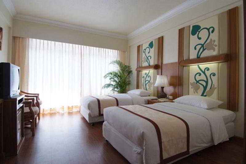 Golden Beach Hotel Pattaya Værelse billede