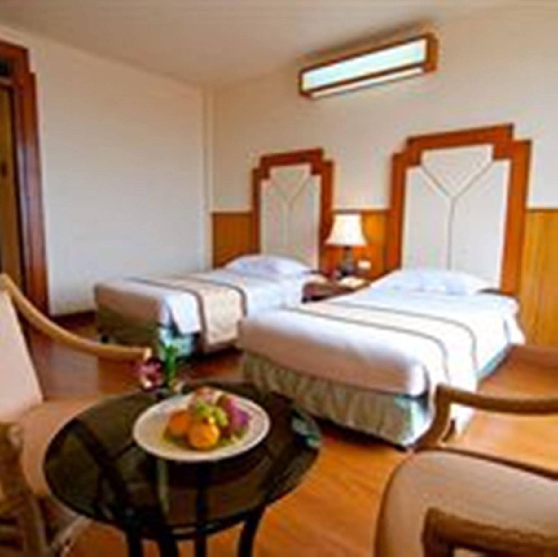 Golden Beach Hotel Pattaya Eksteriør billede